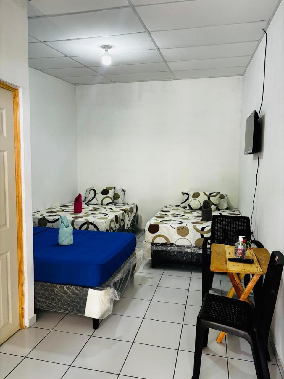 La Casona Sv Hostal 拉利伯塔德 外观 照片