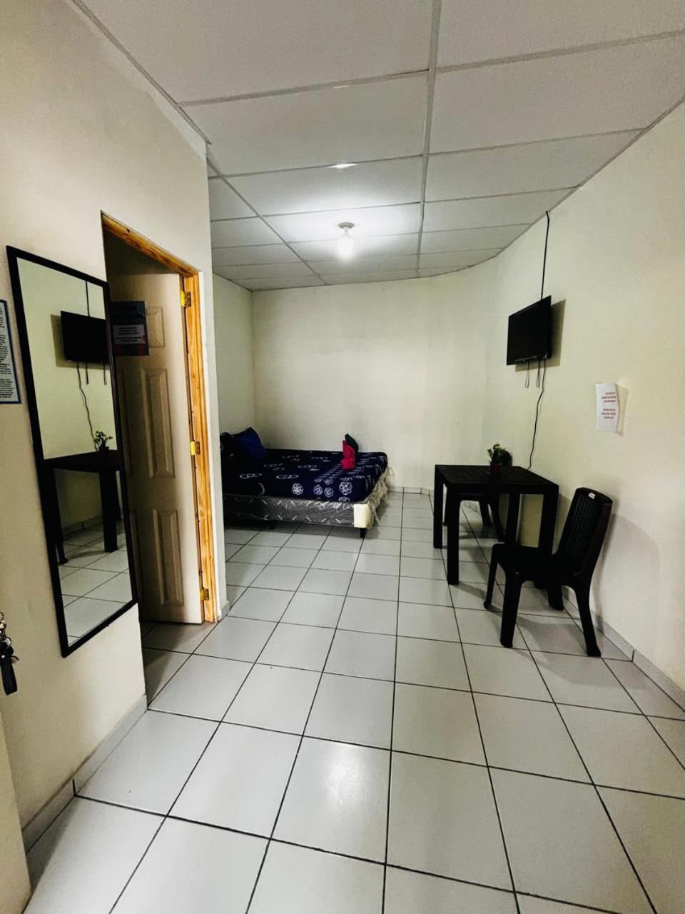 La Casona Sv Hostal 拉利伯塔德 外观 照片